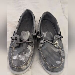 EUC Womens Sperry Top Sider - Silver Camo